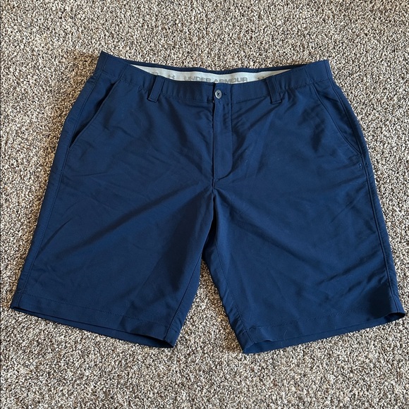Under Armour Golf Shorts Navy Blue Waist 40” - Picture 1 of 4
